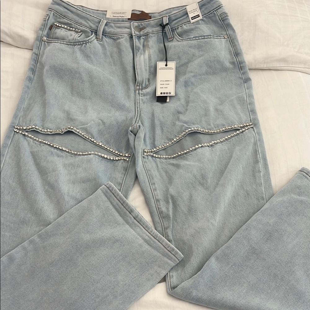 Pearl Embellished Light Blue Jeans